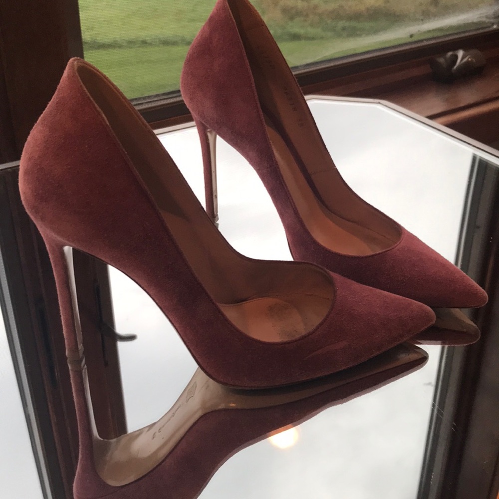 Gianvito Rossi Ellipsis Pump size 8